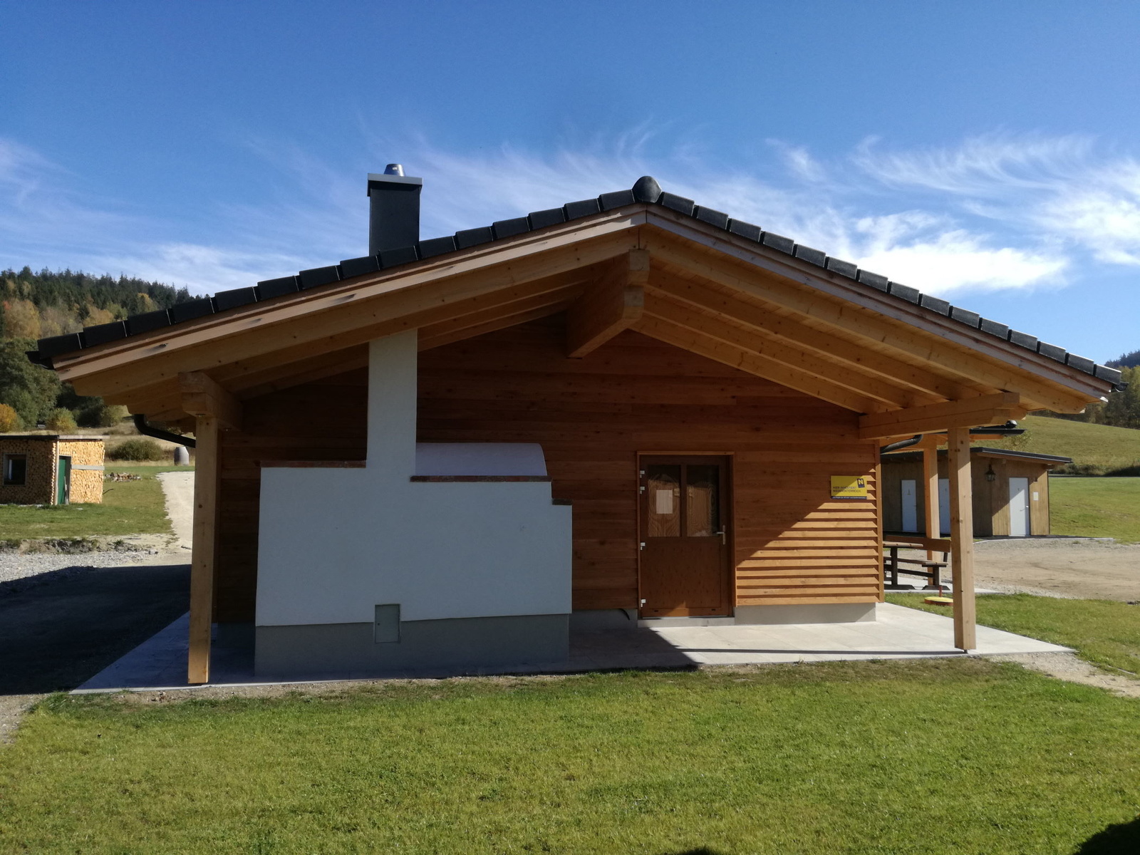 Holzhaus Vorderseite von Zimmerei – Holzbau Furtlehner